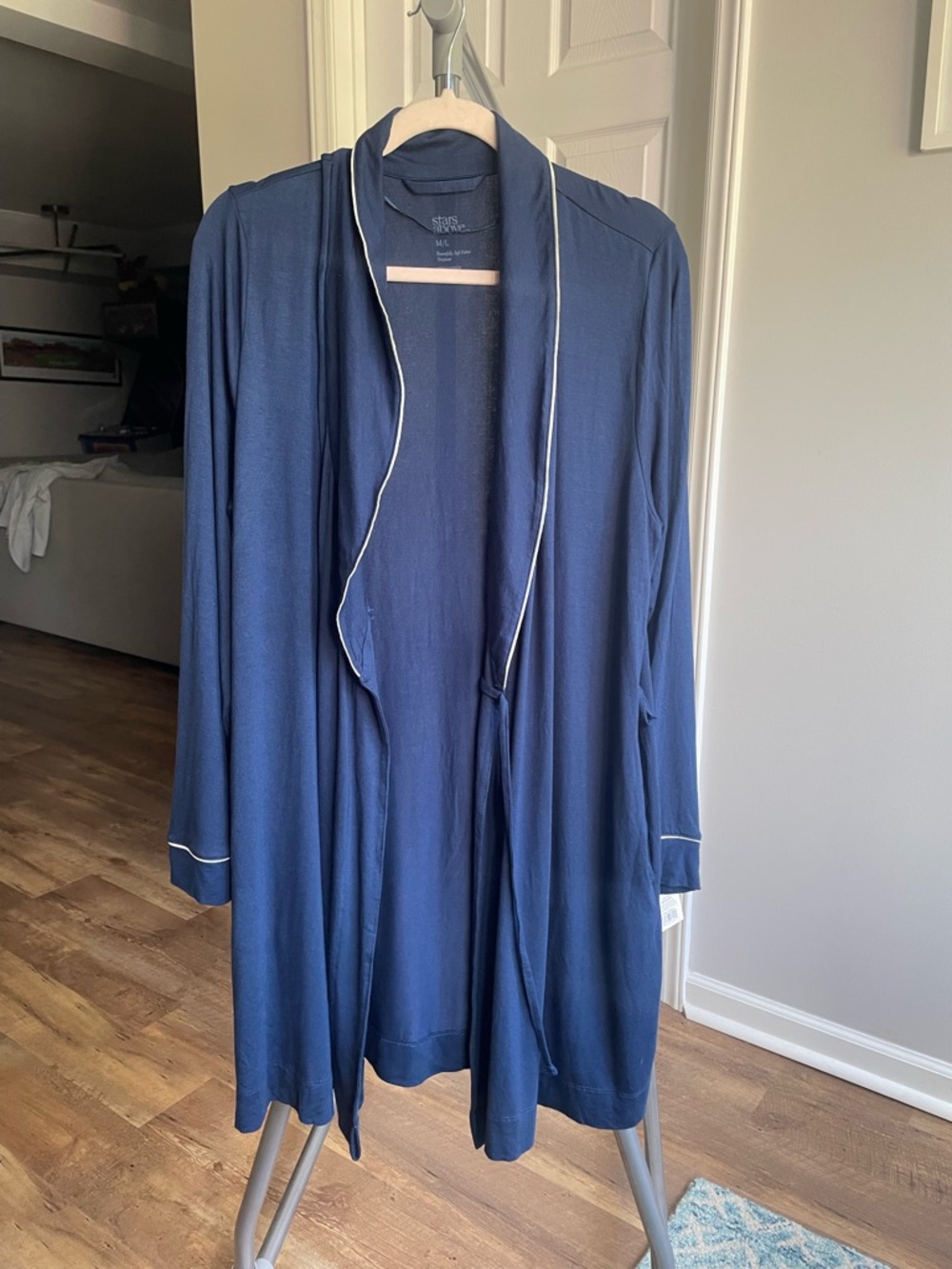 stars above Black Long Sleepwear Robe with Subtle Contrast Trim